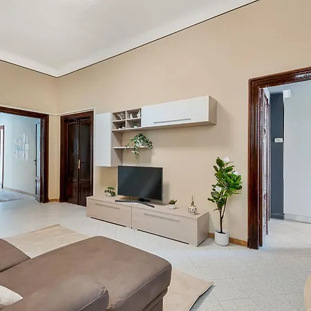 Casa Dei Mille Apartment *